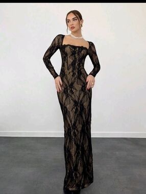 S-Shaped Lace Long Sleeve Cupped Corset Collar Slim Fitted Floor Length dress